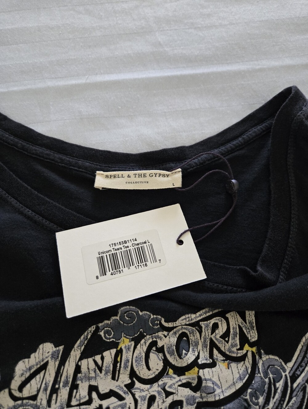 Spell Unicorn Tears Tee RARE SZ L NWT π€π§‘ - Picture 7 of 11